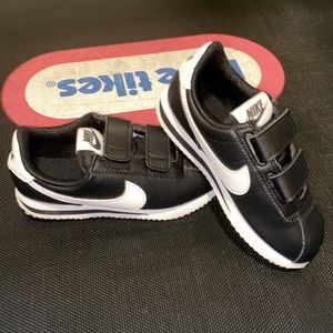 NIKE Cortez Basic SL